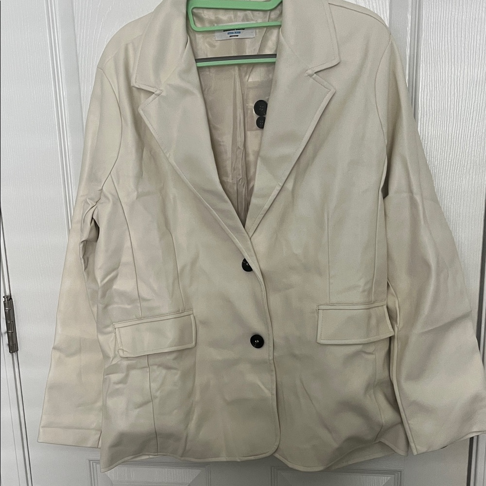 Double Zero Cream Single-Breasted Blazer Jacket